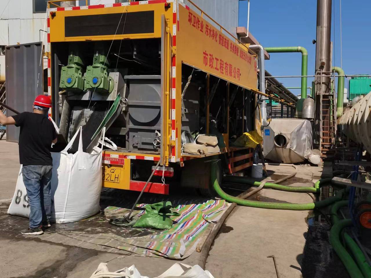 文水淤泥压干处理